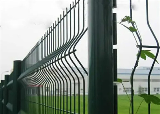 Hot Dip galvanized 3D Curvy hàng rào cho trường học nhà vườn hoặc sân chơi