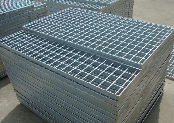 Thanh xoắn carbon thấp Đường lái xe bằng kim loại Rãnh thoát nước Độ bền cao