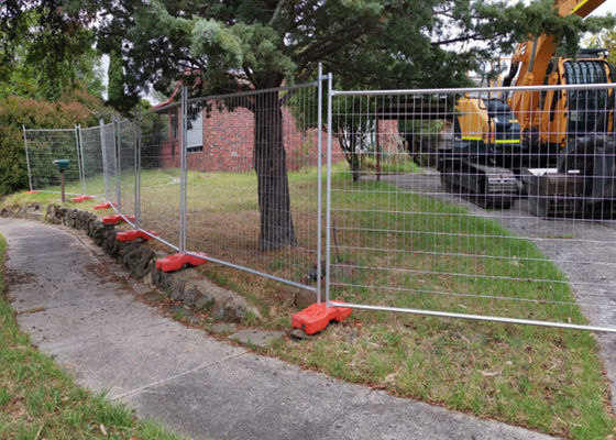 Canada Temporary Panel Fence Portable Fencing 2.1*2.4m Đối với thể thao / buổi hòa nhạc