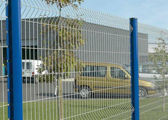 3D Garden Fence Curved Welded Wire Mesh Lớp hàng rào cho các địa điểm công cộng 1.8 * 3m