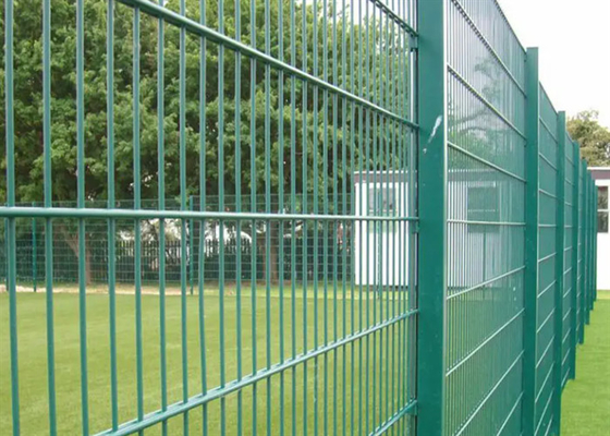8/6/8mm 60*60*2.0mm Post bền Double Loop hàng rào dây cho nhà / công viên