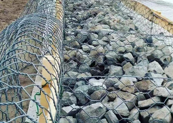 ASTM A974 HDG Gabion Wire Mesh 80 X 100 mm Để bảo vệ cầu