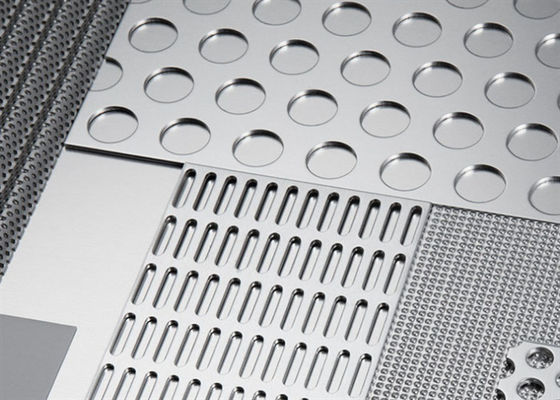 Màng lỗ phủ bột bằng thép carbon thấp cho cầu thang xây dựng