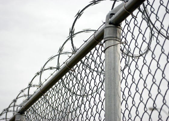 Concertina Razor Wire Coil Thiết kế lưỡi dao sắc để ngăn chặn xâm nhập