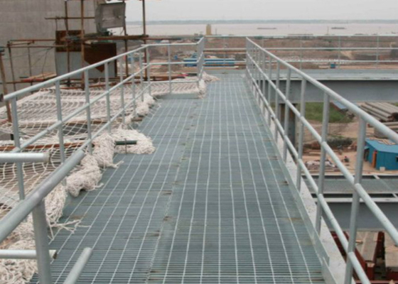 Trách nhiệm nặng chống trượt thép không gỉ đường đi lưới sàn công nghiệp bền