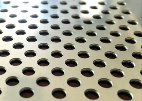Lưới thép đục lỗ cho lọc kỹ thuật, âm học và kiến trúc