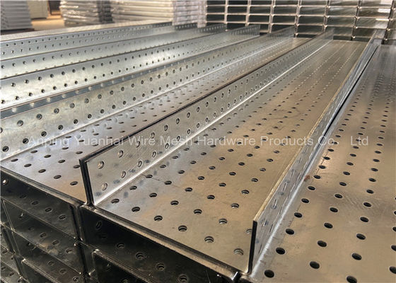800 * 203 * 50mm GI đục lỗ U Lintel để hỗ trợ gạch cửa sổ
