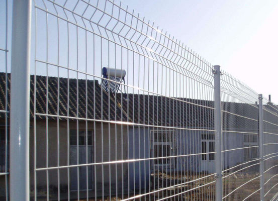 Hàng rào tam giác hình quả đào xanh 1,8 * 3,0m cho tài sản tư nhân