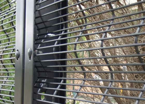 Clear View Welded Wire Mesh 358 Hàng rào an ninh chống trèo / trộm 76,2 * 12,7mm
