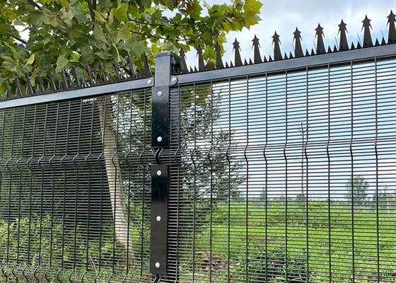 4.0mm 358 Hàng rào lưới thép mạ kẽm Clear View Anti / Cut 60 * 60 * 3.0mm Square Post